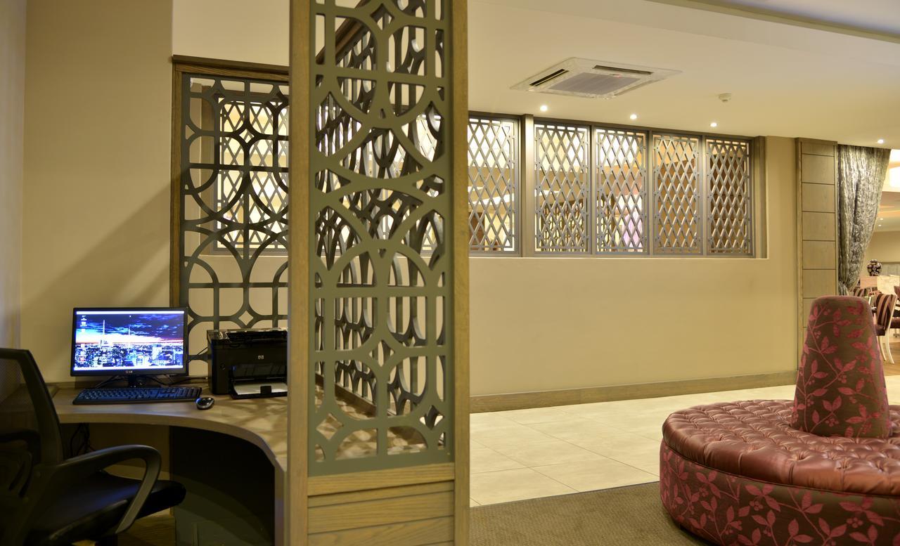 Anew Hotel Hatfield Pretoria-Noord Exterior foto